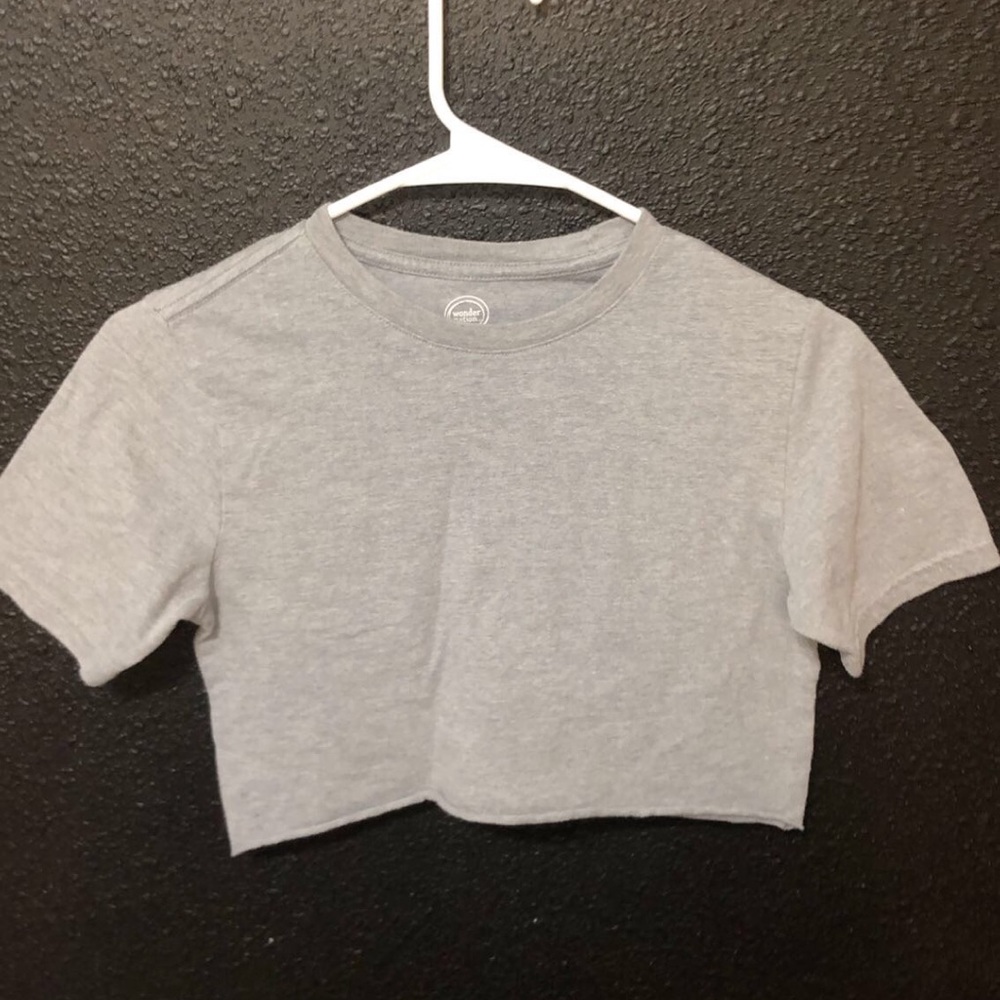 grey crop top